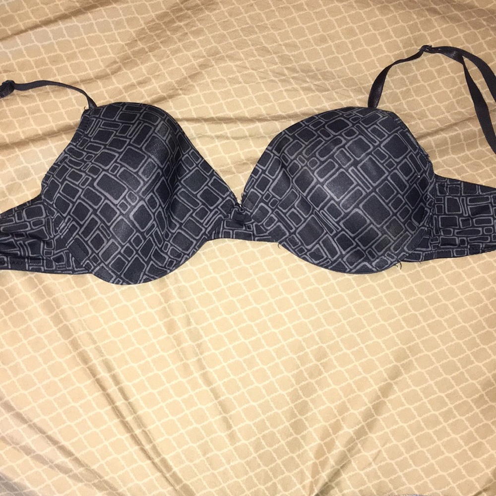 Patterned Bra - Picture 3 of 3
